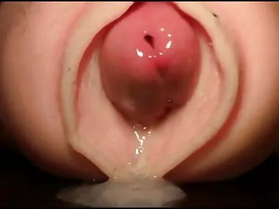 Busty ਬੌਸ ਨੂੰ ਹੁਣੇ ਹੀ ਇੱਕ orgasm ਦੀ ਲੋੜ ਹੈ