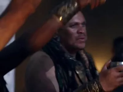 ਗੁਦਾ ਸੈਕਸ ਨੂੰ ਪਿਆਰ ਕਰਨ ਵਾਲੀ ਔਰਤ ਨੂੰ ਹਾਰਡ fucked ਮਿਲੀ