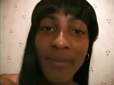 Kiki Minaj ਭਾਵੁਕ fucking ਦੇ ਬਾਅਦ ਉਸ ਦੇ ਚਿਹਰੇ 'ਤੇ ਕਮ ਲੈ