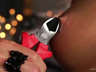 Busty milf squirting ਸ਼ੁਰੂ ਕਰਨ ਲਈ ਹੈ